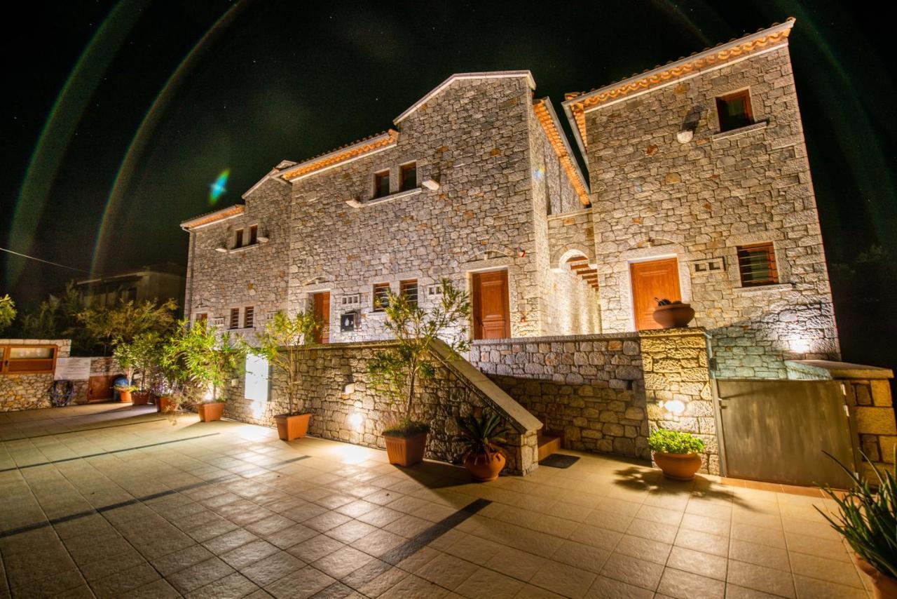 Mani Houses Selinitsa Art Koloveas Agios Nikolaos  Exteriör bild